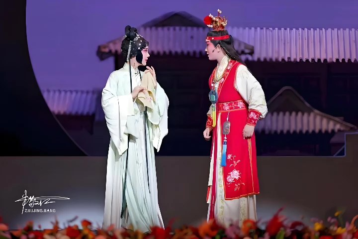 昆曲《投笔记》翁佳慧唱段