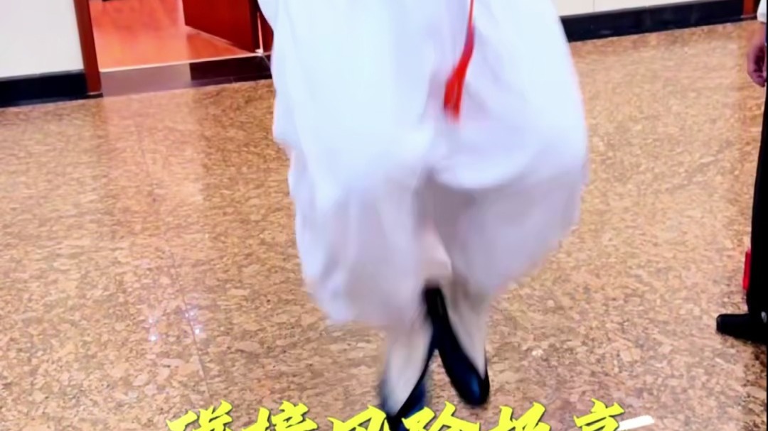 昆曲《打棍出箱》老生绝活表演