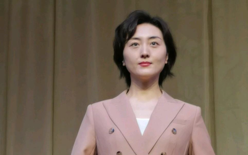 京剧《凤还巢》选段：本应当随母亲镐京避难（朱虹）