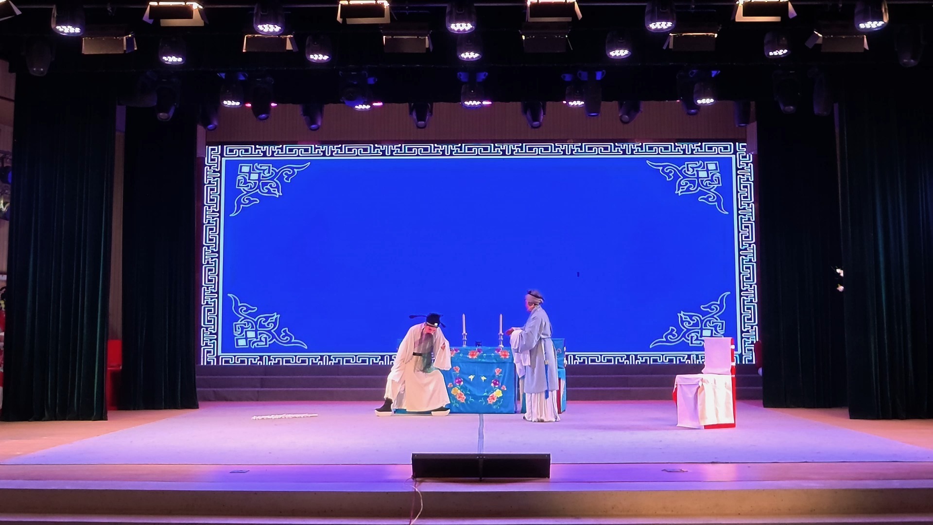 昆曲《哭灵》桃花案第三场