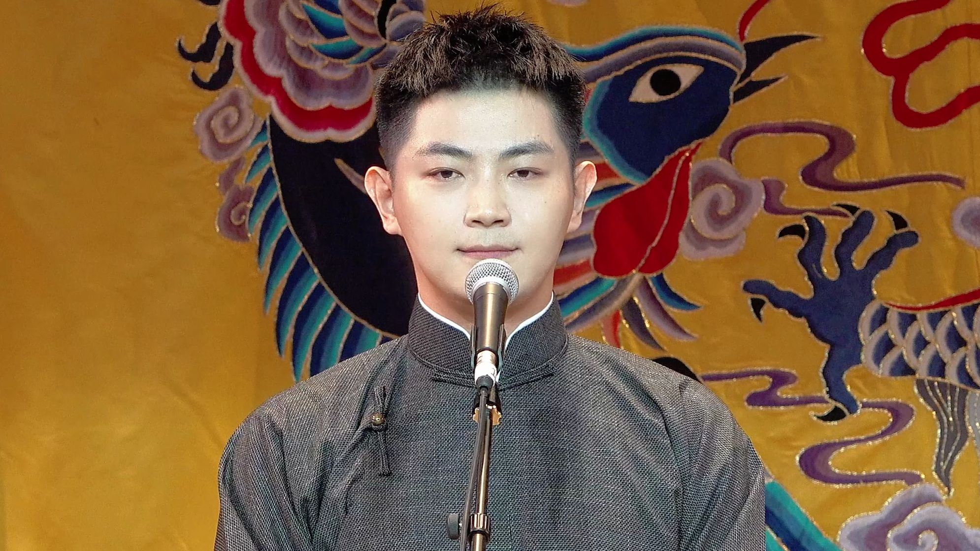 京剧《凤还巢》母亲不可心太偏