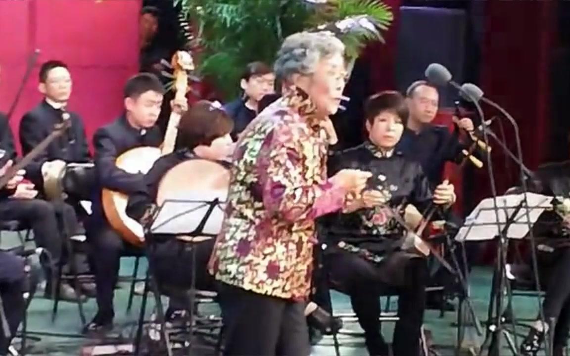 京剧《锁麟囊》程派经典剧目赏析