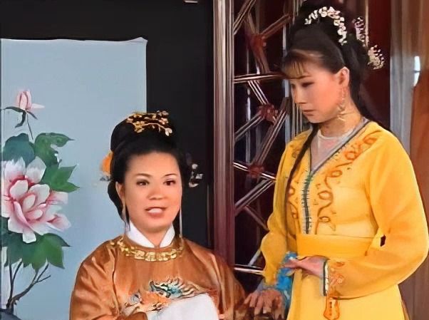 黄梅戏《状元媒·选婿》