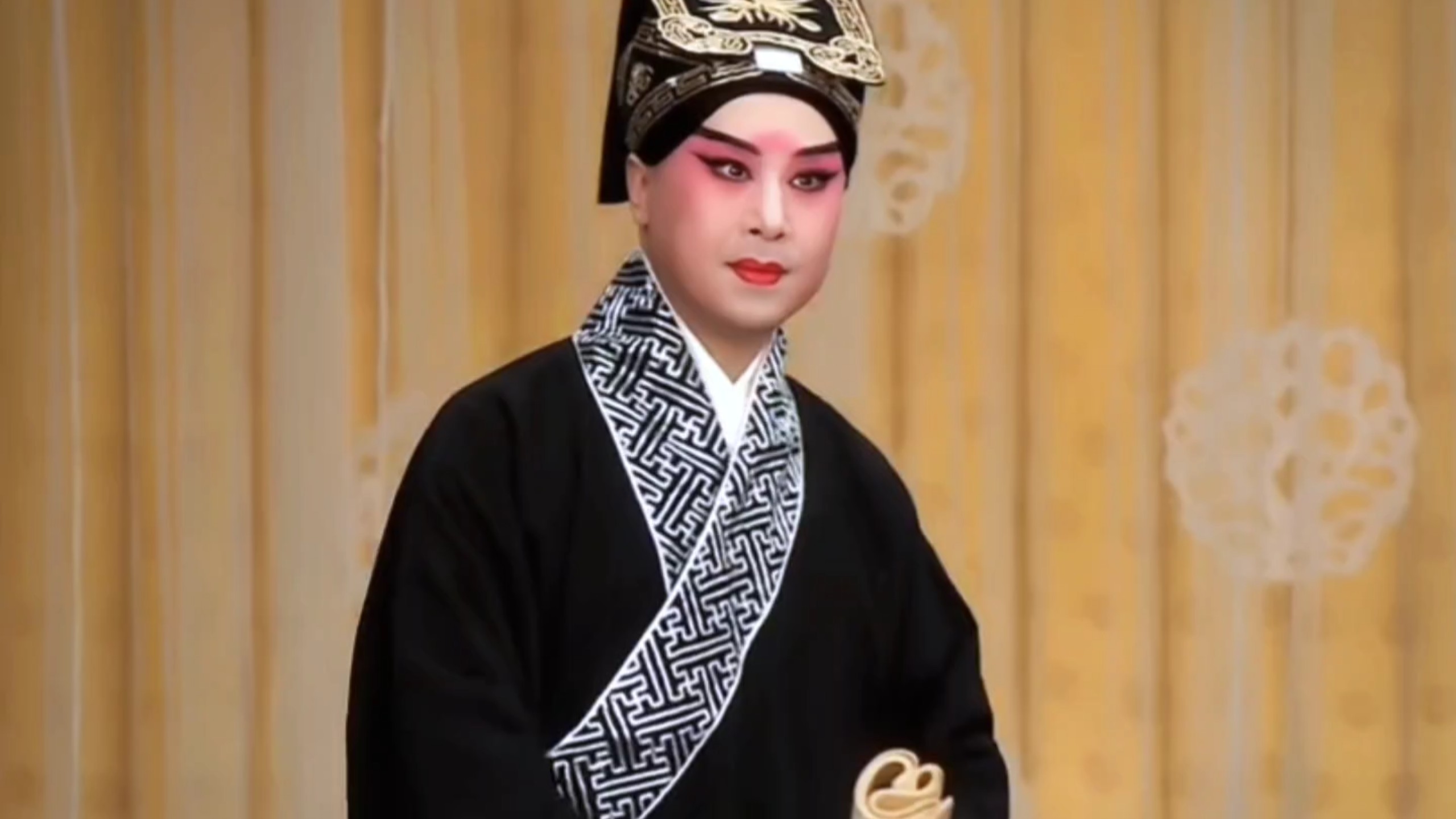 京剧《武松单臂擒方腊》包飞表演