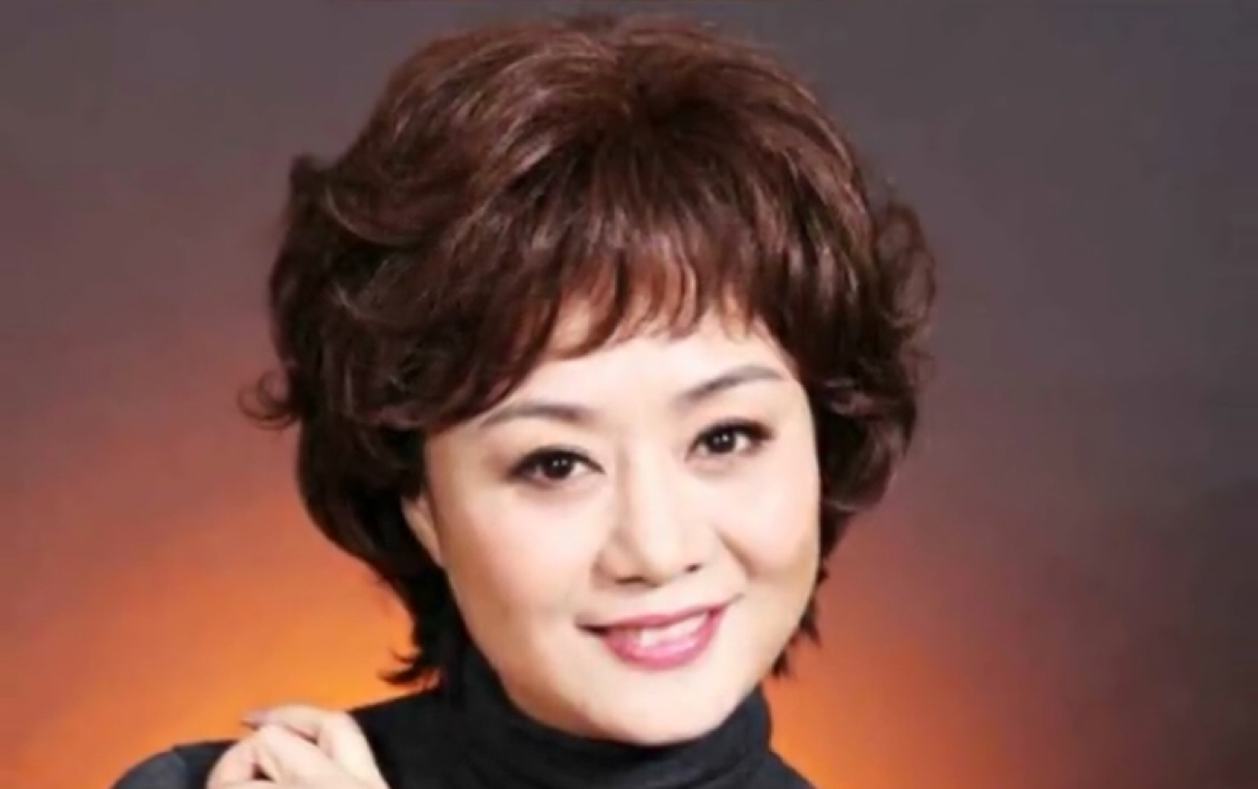 京剧《贵妃醉酒》李胜素角色群像介绍