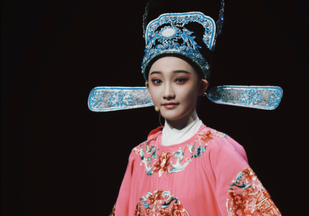 殷春蕾越剧《鸾凤记》选段