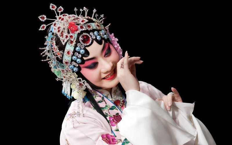 十分钟了解《凤还巢》全剧情