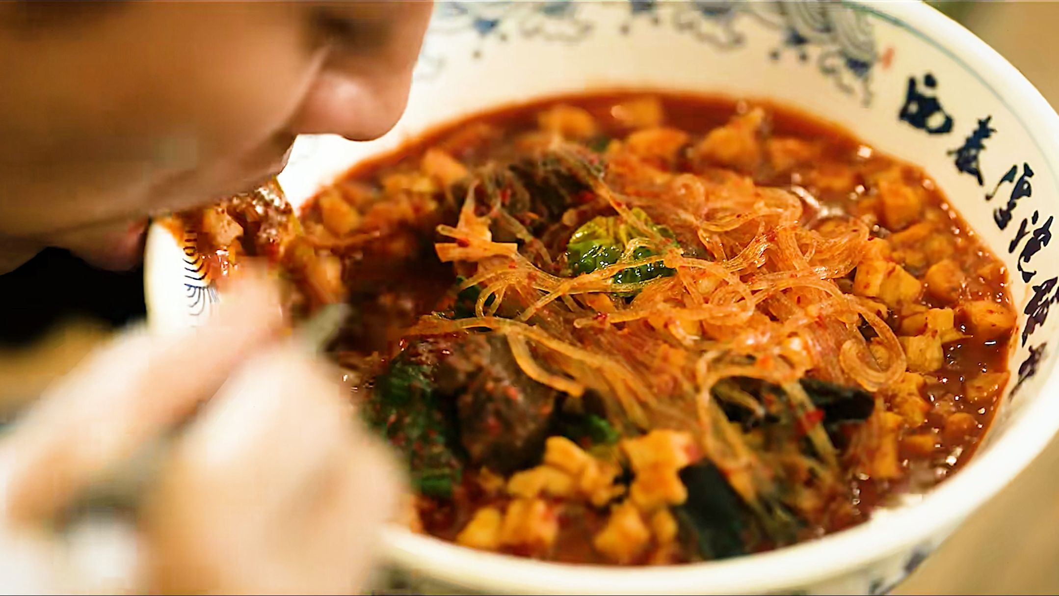 小品《嘴替》真香吃戏盘点：富大龙林永健吃羊肉