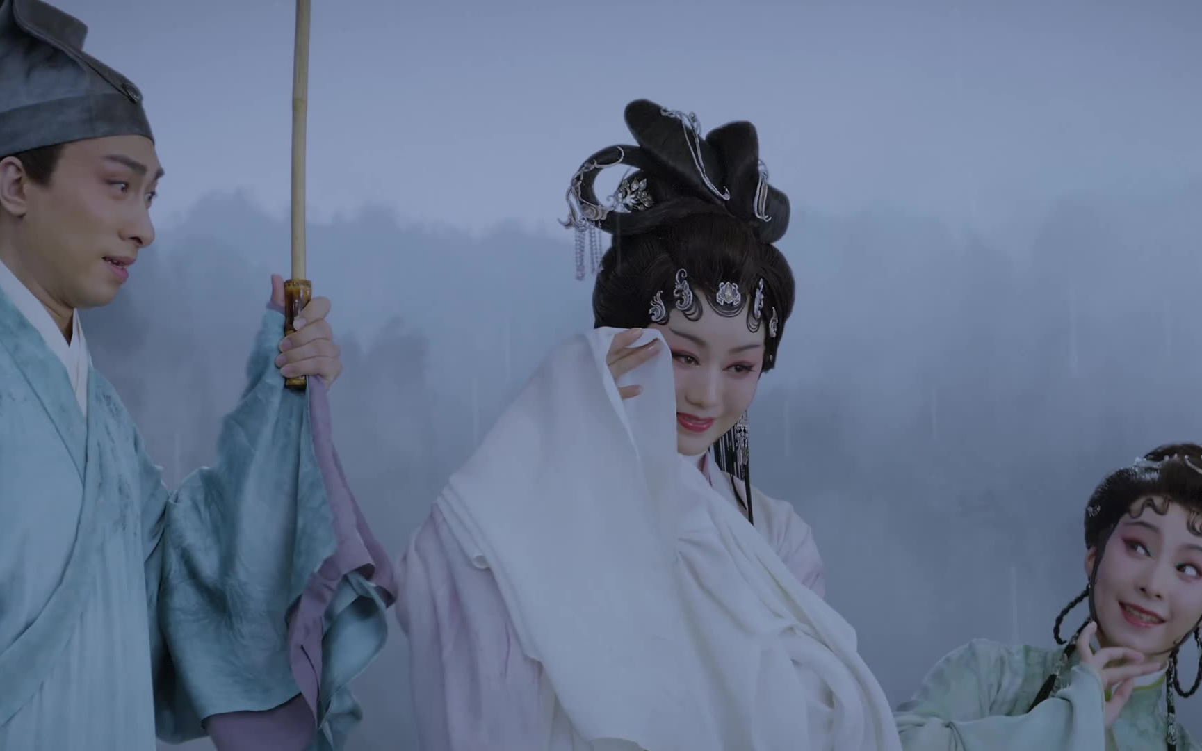 粤剧《白蛇传》选段游湖 曾小敏 文汝青 朱红星