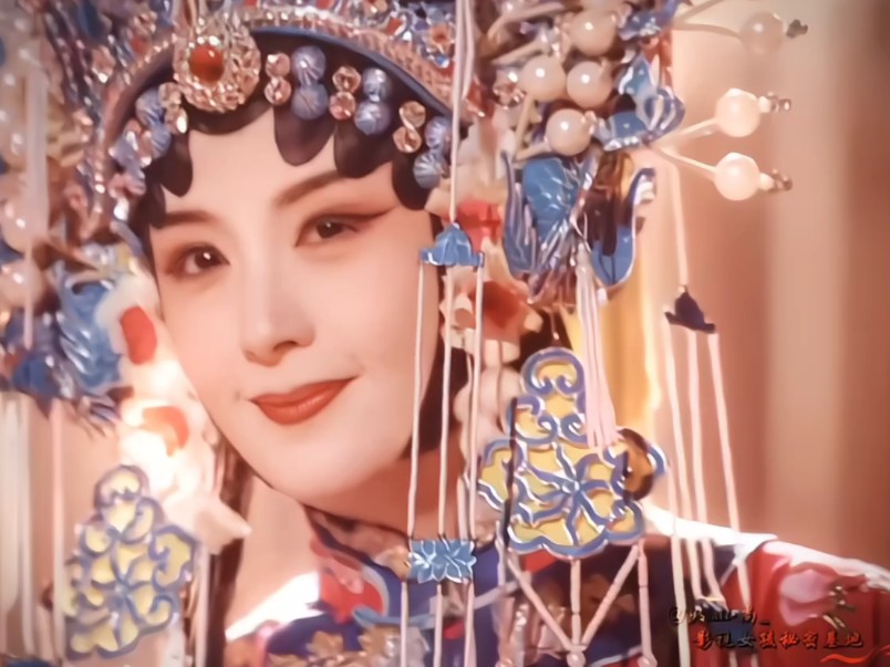 京剧《童年高位》剧情介绍与演员表